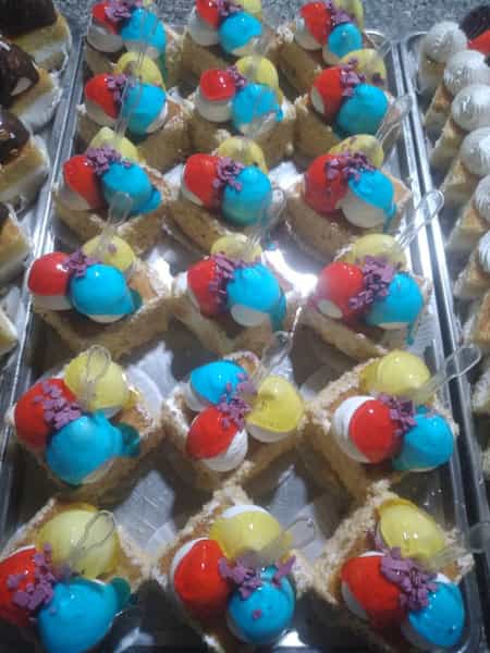 عکس کافه قنادی قائم شهرک سیدجمال الدین نظرآباد