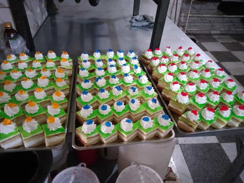 عکس کافه قنادی قائم شهرک سیدجمال الدین نظرآباد