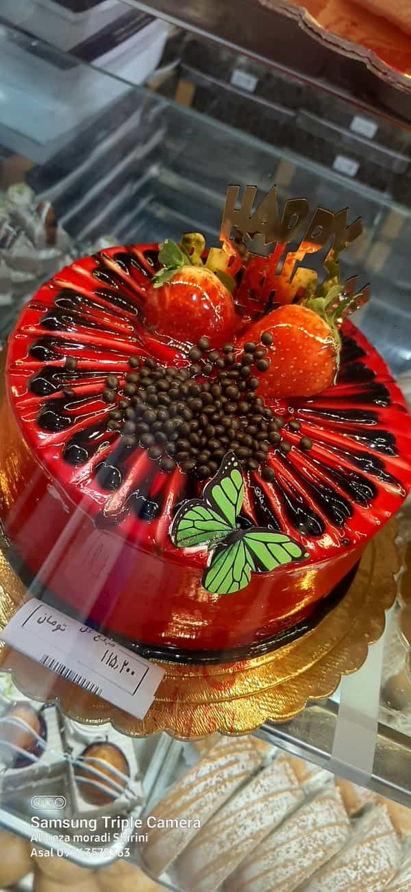 عکس نان‌ شیرینی عسل در شهر نظرآباد