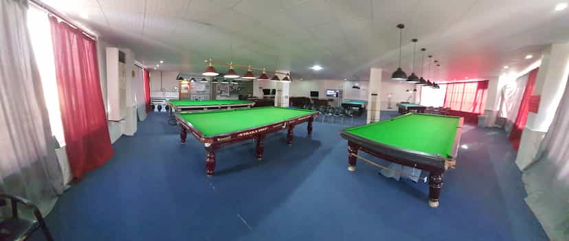 عکس باشگاه بیلیارد ارم در امام رضا آستانه اشرفیه