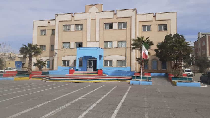 عکس دبستان پسرانه شهید فهمیده در فاز ۱ پرند