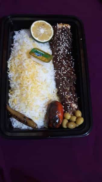 عکس کترینگ ریحون در فاز ۶ پرند