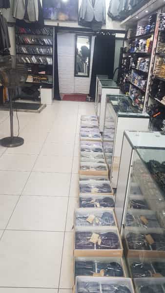 عکس فروشگاه پوشاک مردانه کلاسیک در امام خمینی قائم شهر