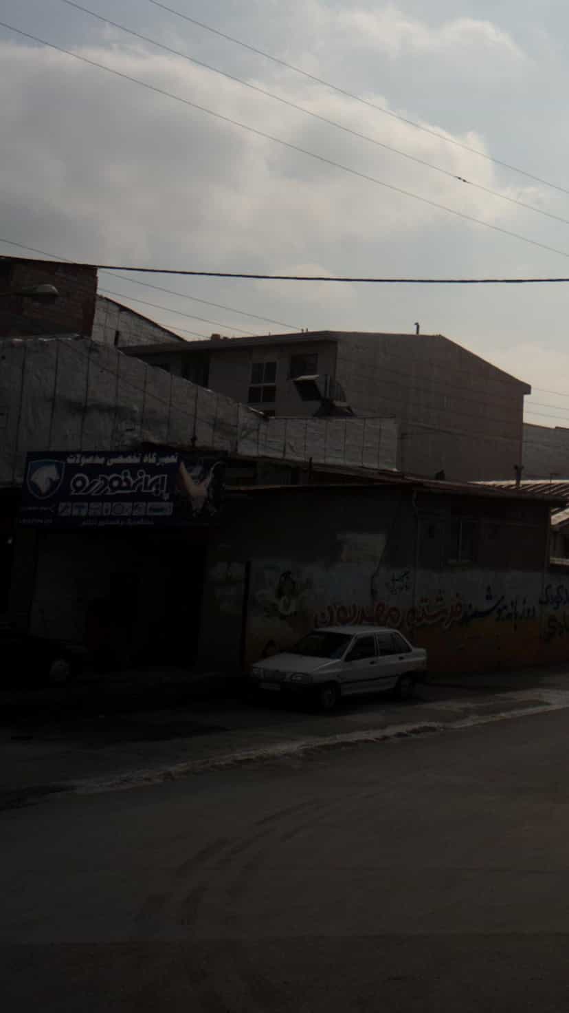 عکس تعمیرگاه تخصصی محصولات ایران خودرو در یادگار قائم شهر