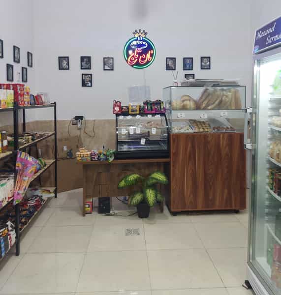 عکس نان شیرینی تاج در احمدی قائم شهر