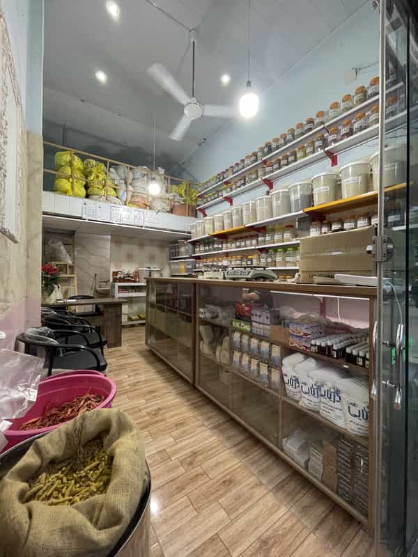 عکس عطاری شاه جهان شمال در جویبار قائم شهر