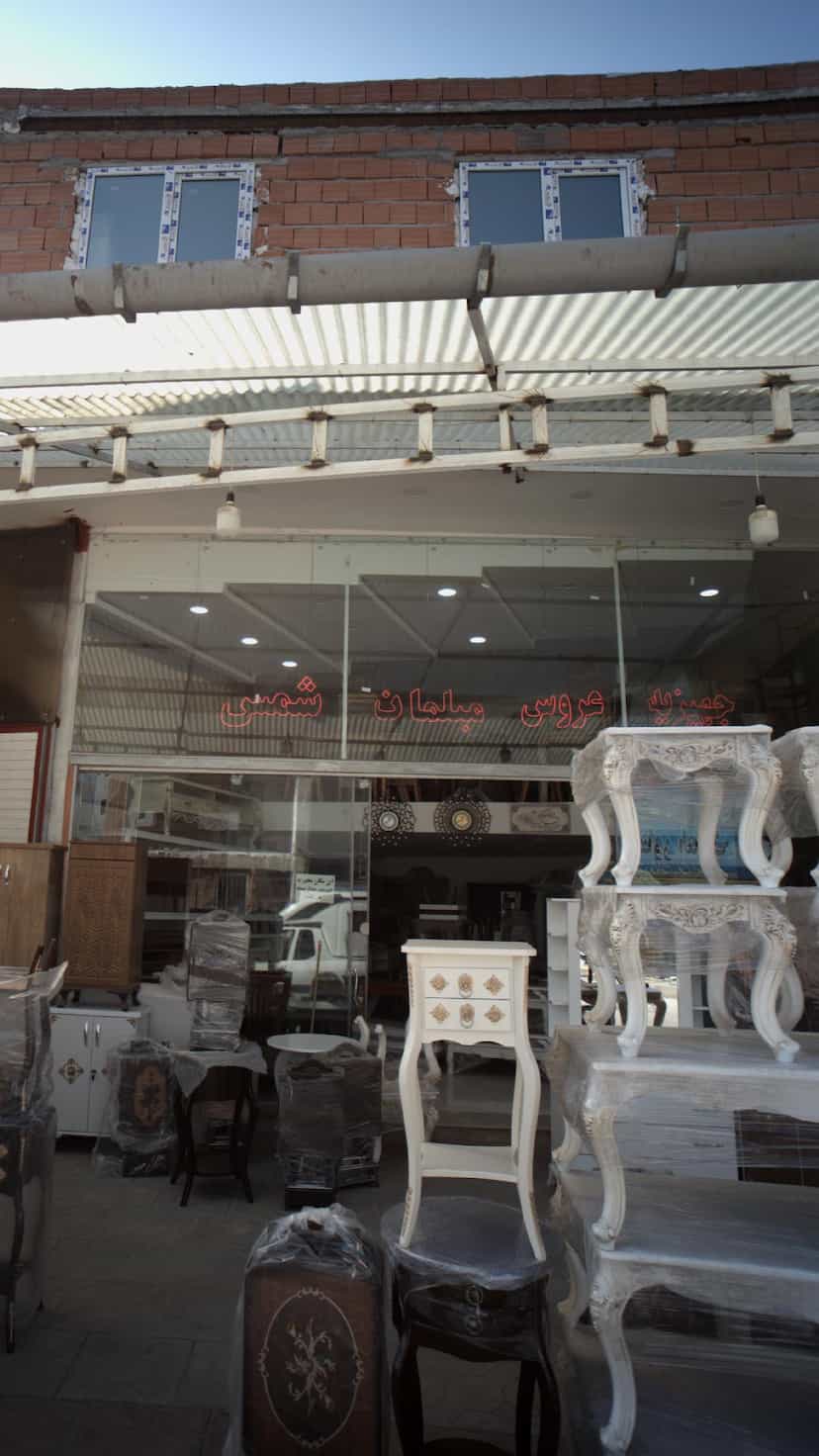 عکس مبلمان شمس در گلستان قائم شهر