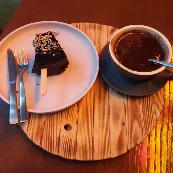 عکس کافه KTL در اخلاص قائم شهر