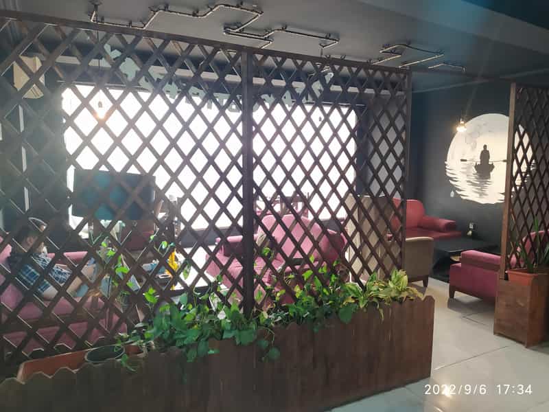 عکس کافه شهریار در اخلاص قائم شهر