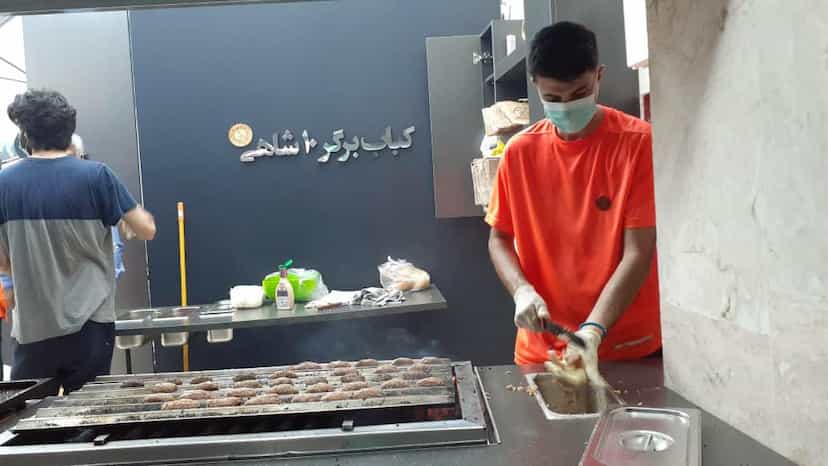 عکس کباب برگر ده شاهی در سجاد قائم شهر