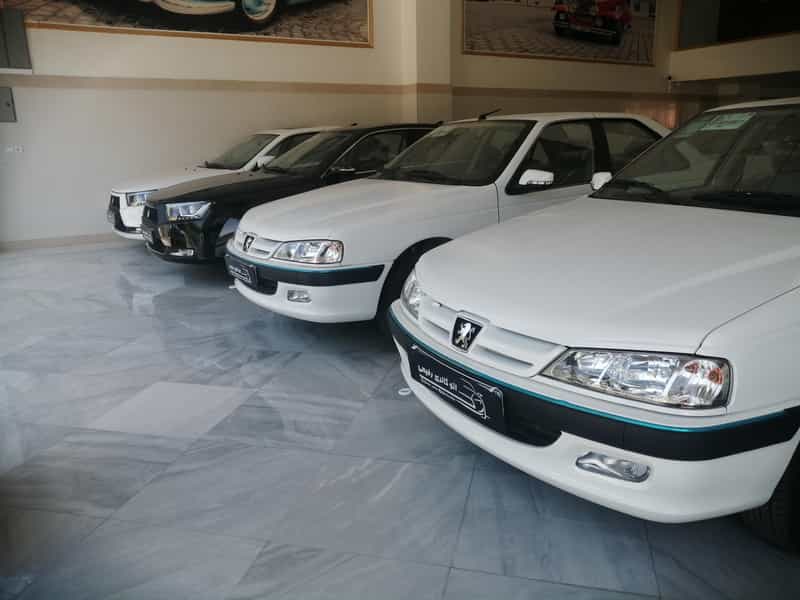 عکس اتوگالری رفیعی 