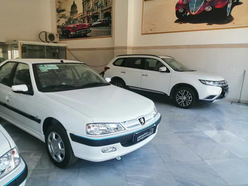 عکس اتوگالری رفیعی 