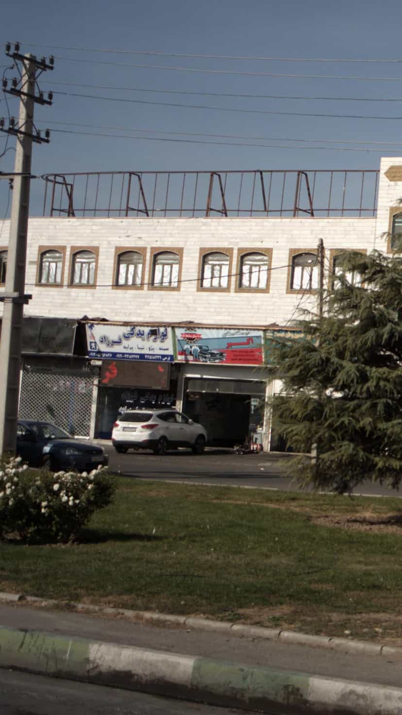 عکس لوازم یدکی فرزاد در شهر فردیس