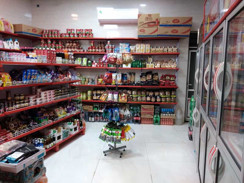 عکس سوپرمارکت گیلانی در رهبر صومعه‌سرا
