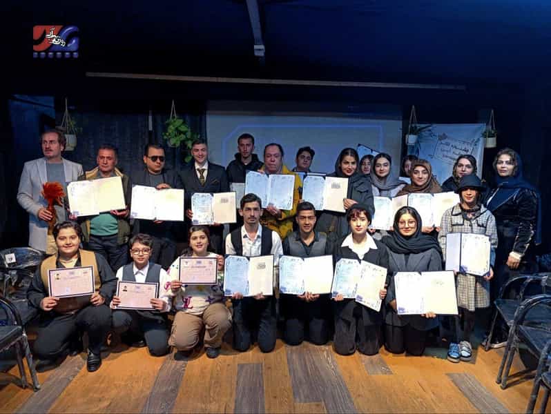 عکس آموزشگاه آزاد درجه یک هنرهای نمایشی روزنه آبی در جانبازان صومعه‌سرا