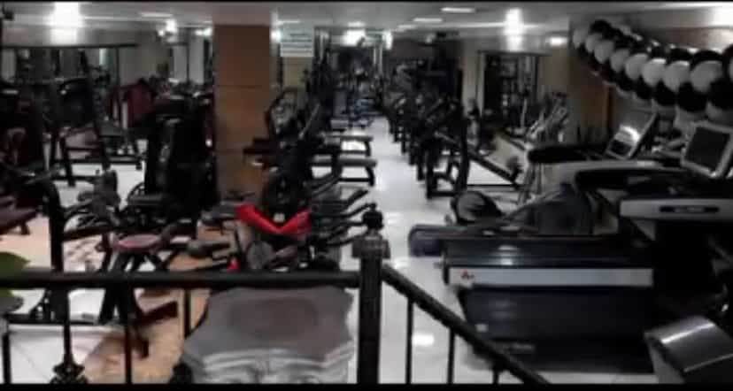 عکس باشگاه بدنسازی هیراد در حافظیه فردیس