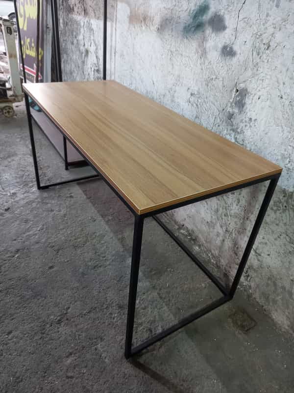 عکس مبلمان و دکوراسیون پولاد سازه در فرامرزیه فردیس