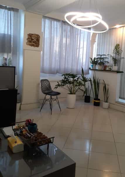 عکس دکتر آزاده میرزایی 