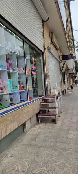 عکس فروشگاه دخترک در مارلیک 