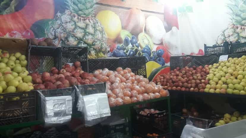 عکس میوه فروشی حسینی در فاز دو شهرک ناجی آباد کاشان