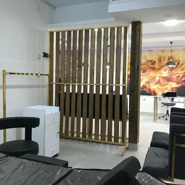 عکس کلینیک تخصصی کاشت ناخن و مژه لیلیسن در شهر فردیس