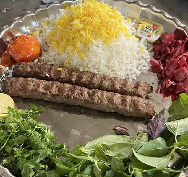 عکس مجموعه پذیرایی فجر در امام خمینی محلات