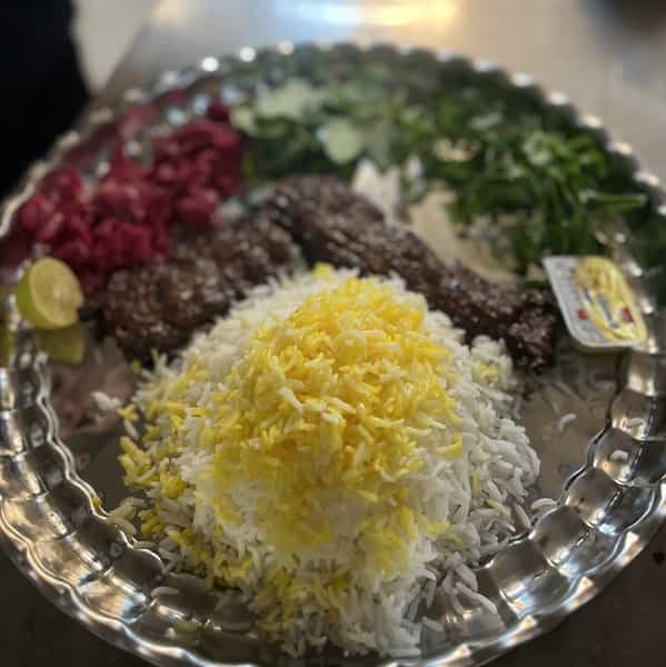 عکس مجموعه پذیرایی فجر در امام خمینی محلات