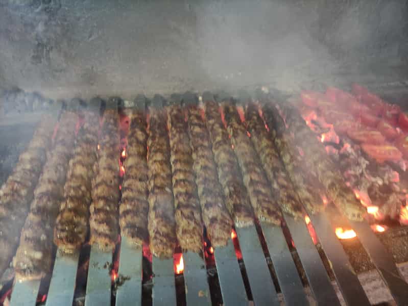 عکس کبابی نمونه در بهشتی محلات