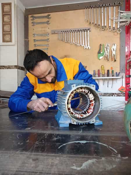 عکس سیم پیچی ستایشی در شهر فردیس