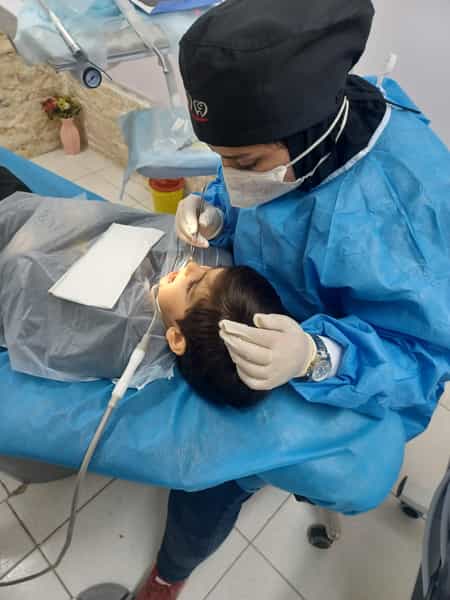 عکس دندانپزشک مخصوص کودک و اطفال کیانا فردیس در شهر فردیس