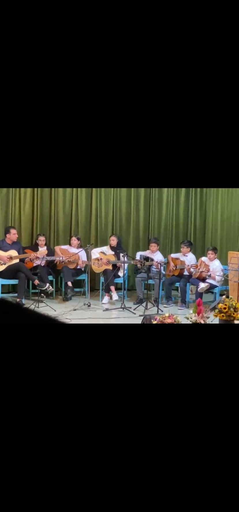 عکس آکادمی موسیقی