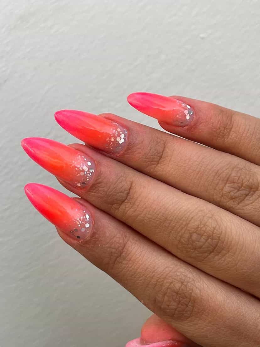 عکس سالن زیبایی و عروس سرای ملکه شادلی