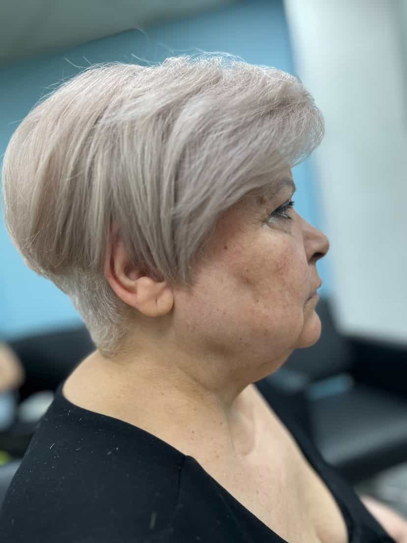 عکس سالن زیبایی رویای آبی