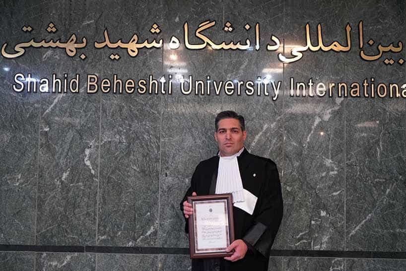 عکس وکیل پایه یک دادگستری علی فلاح