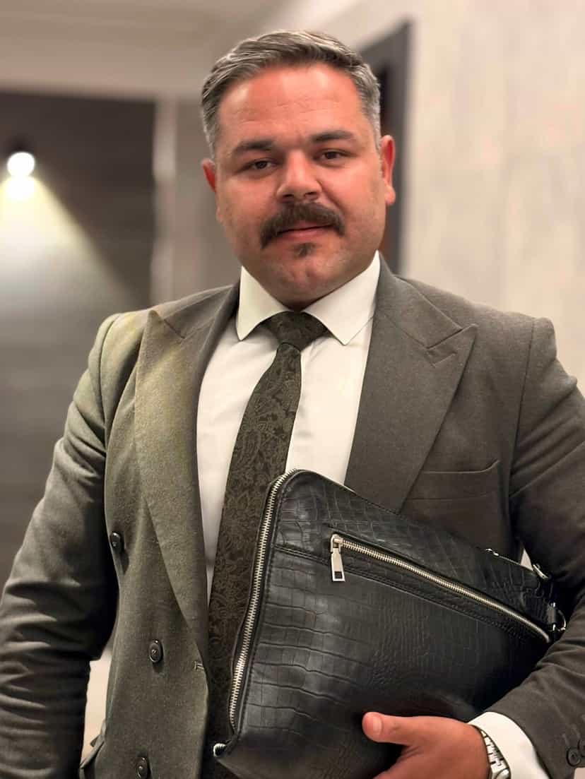 عکس وکیل دادگستری داود ظریف