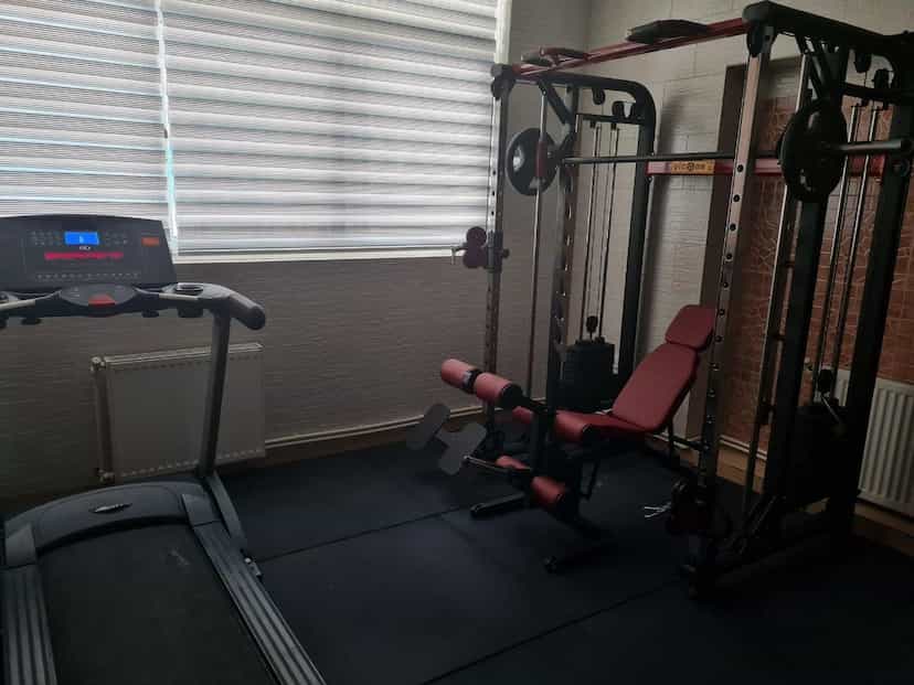 عکس باشگاه بانوان بدنسازی دکتر اچ