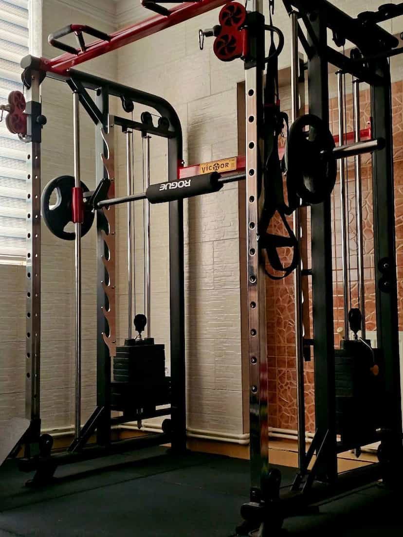 عکس باشگاه بانوان بدنسازی دکتر اچ