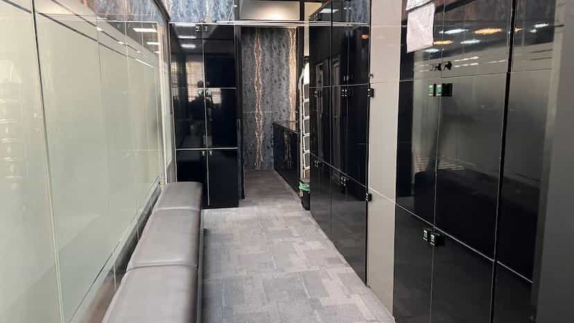 عکس باشگاه بدنسازی sense plus بانوان آقایان