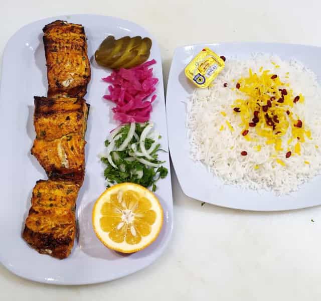 عکس رستوران میکائیل در استقلال بجنورد