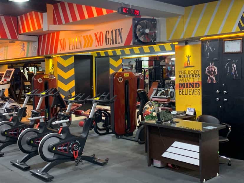 عکس باشگاه بدنسازی ستاره پارس _آقایان-بانوان