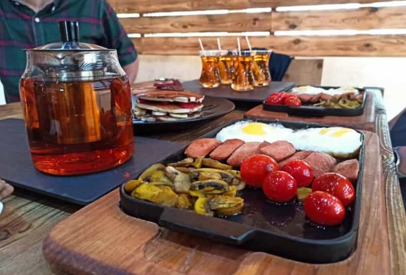 عکس کافه کتاب کوی امیرالمومنین بجنورد