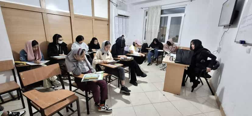 عکس آموزشگاه زبان انگلیسی گفتمان