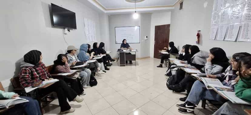 عکس آموزشگاه زبان انگلیسی گفتمان