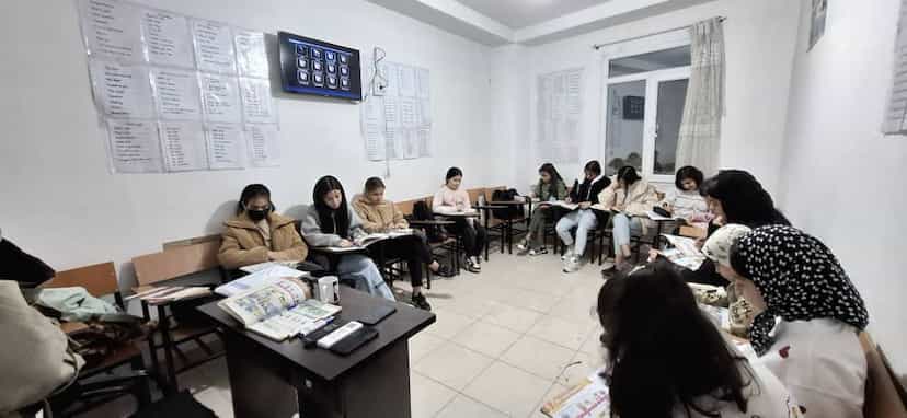 عکس آموزشگاه زبان انگلیسی گفتمان