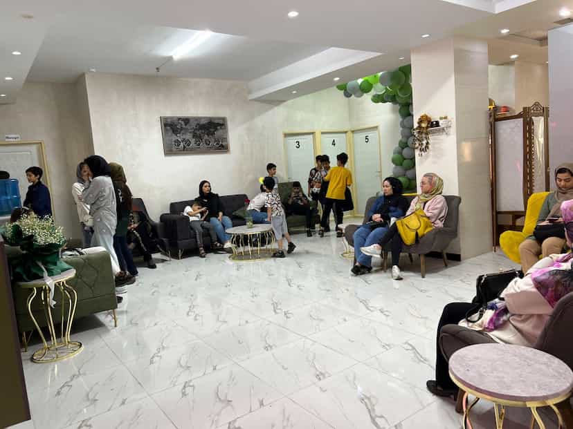 عکس آموزشگاه زبانهای خارجه زرنوش