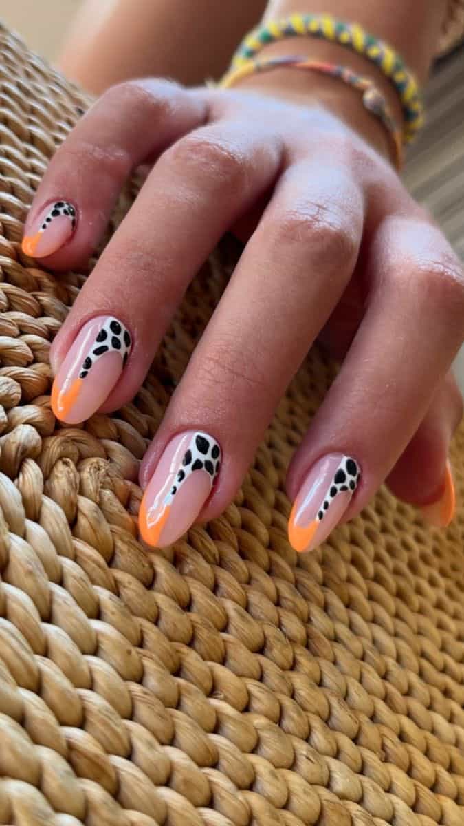 عکس مرکز ناخن و مژه نارسیس