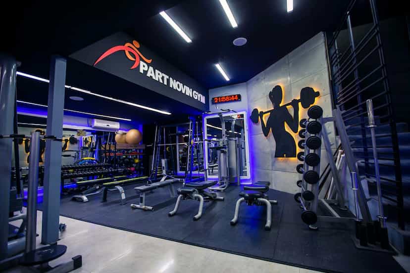 عکس باشگاه ورزشی بانوان پارت نوین