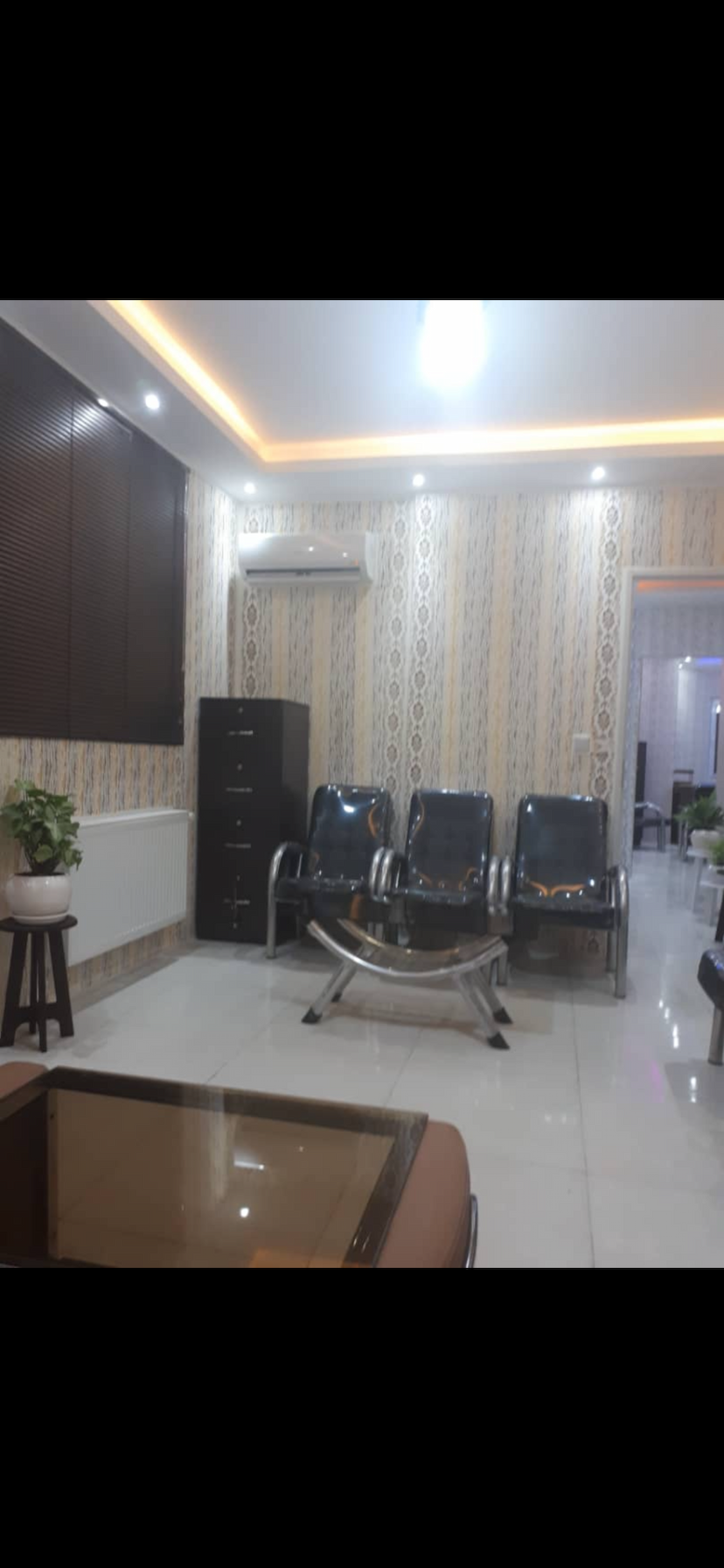 عکس وکیل پایه یک دادگستری نسرین کریمی