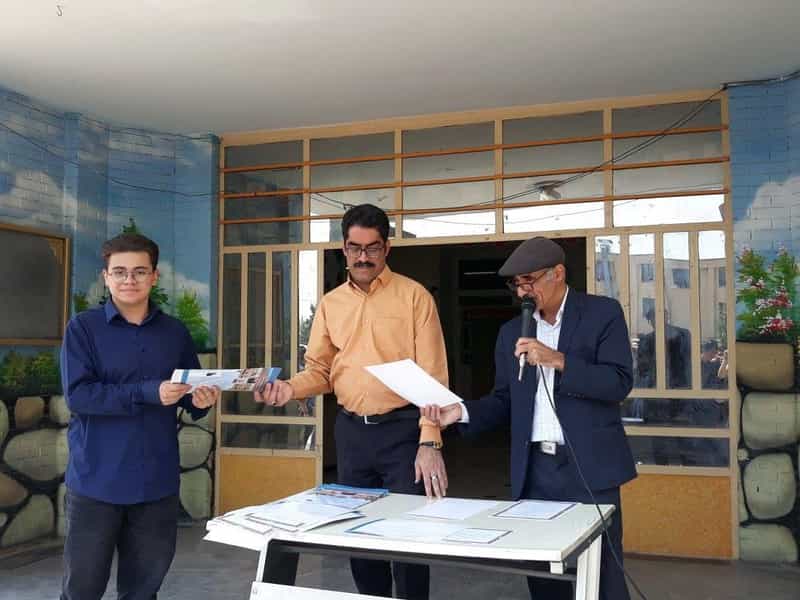 عکس دبیرستان نمونه دولتی شیخ کلینی در موسی آباد اسلام‌شهر