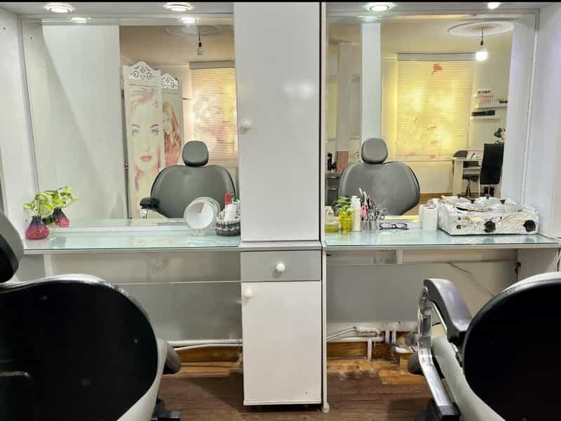 عکس سالن زیبایی پیوند در موسی آباد 